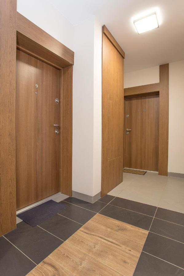 Urban Jungle - Grey Apartment Бялисток Екстериор снимка