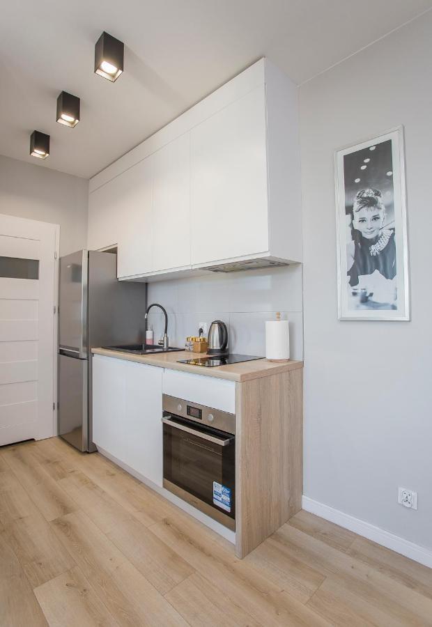 Urban Jungle - Grey Apartment Бялисток Екстериор снимка