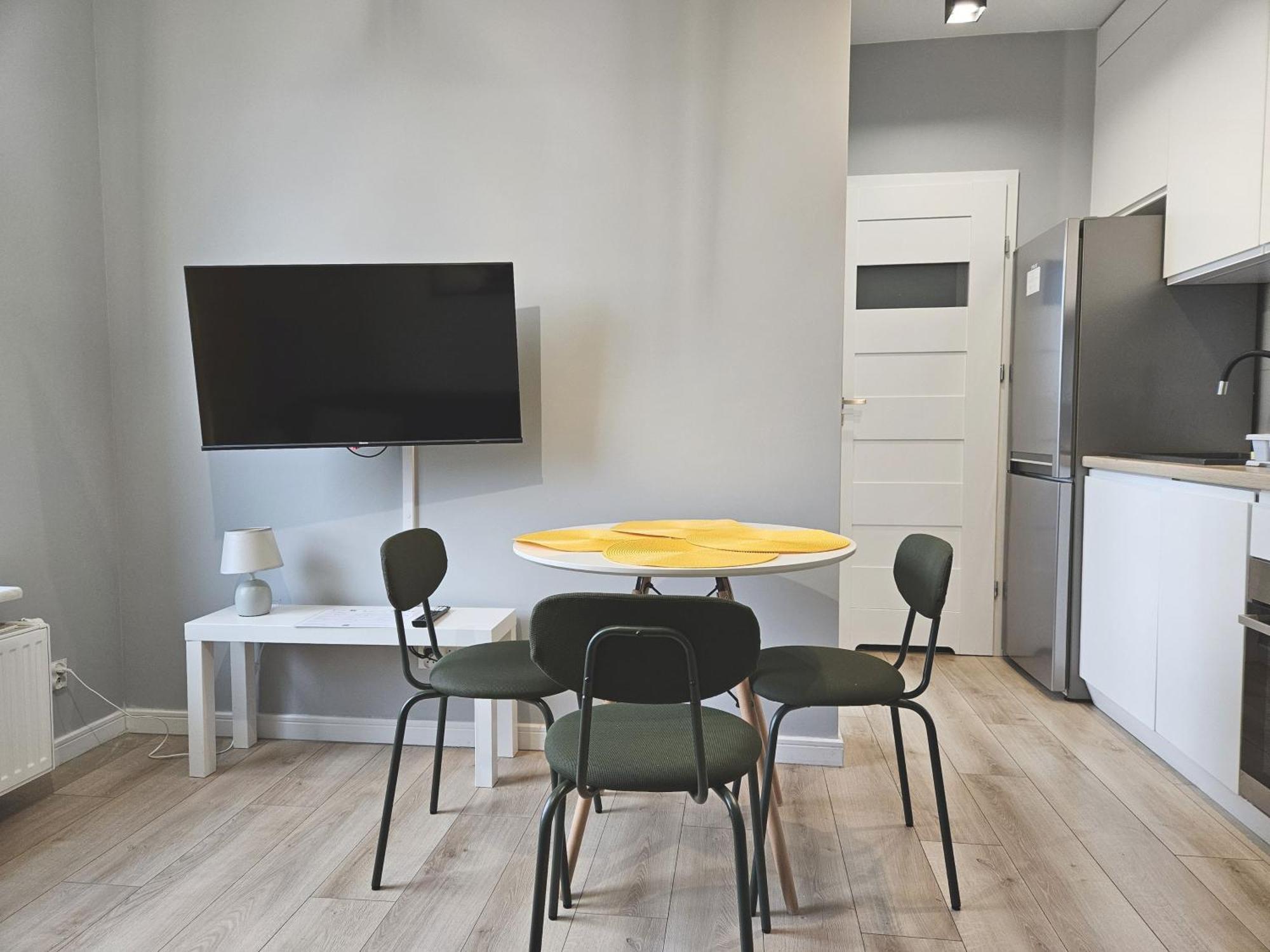 Urban Jungle - Grey Apartment Бялисток Екстериор снимка